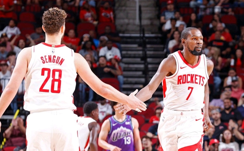 不讳地表示, 关于他的交